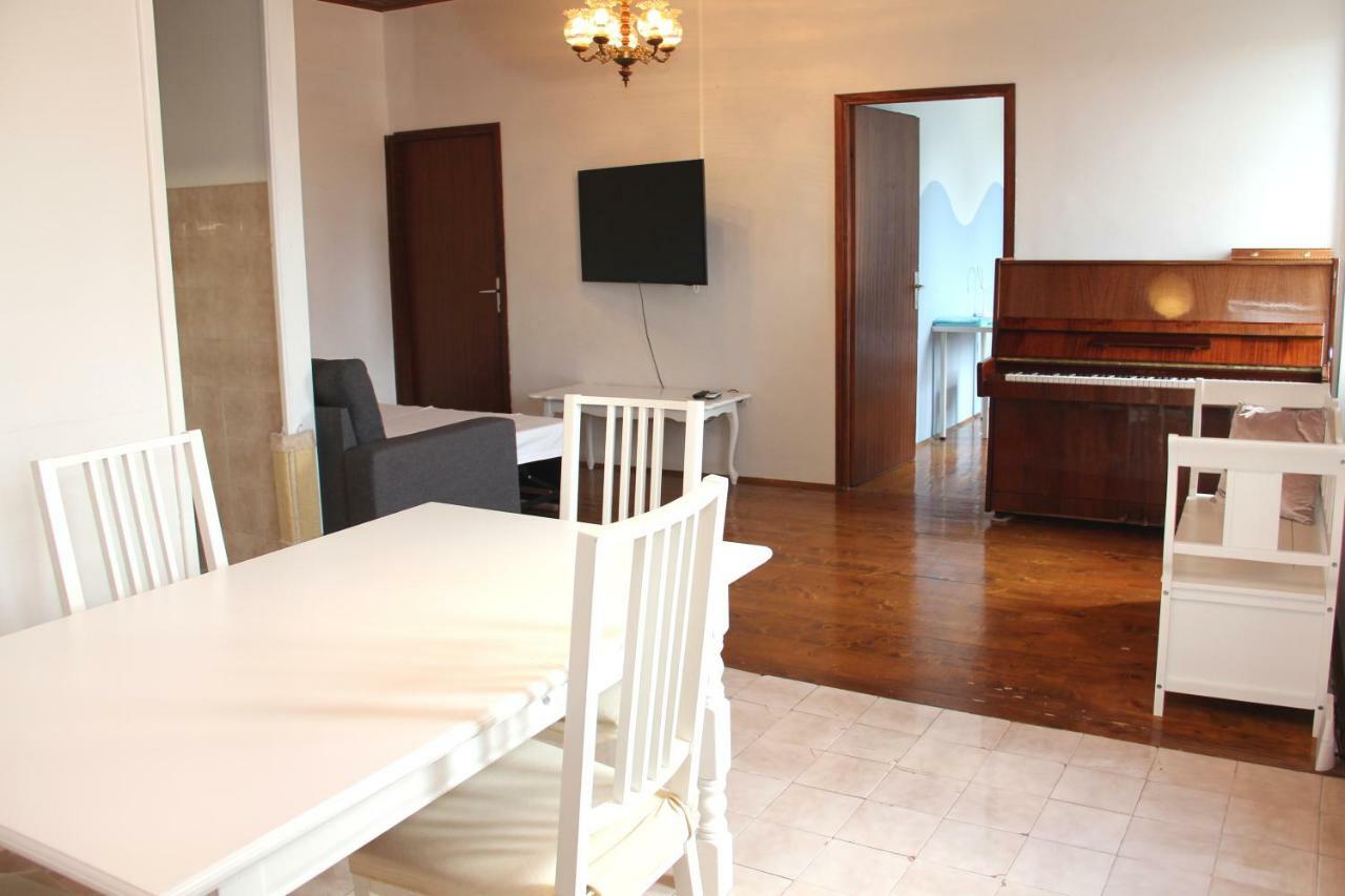 Apartman Cathedral ชิเบนิก ภายนอก รูปภาพ