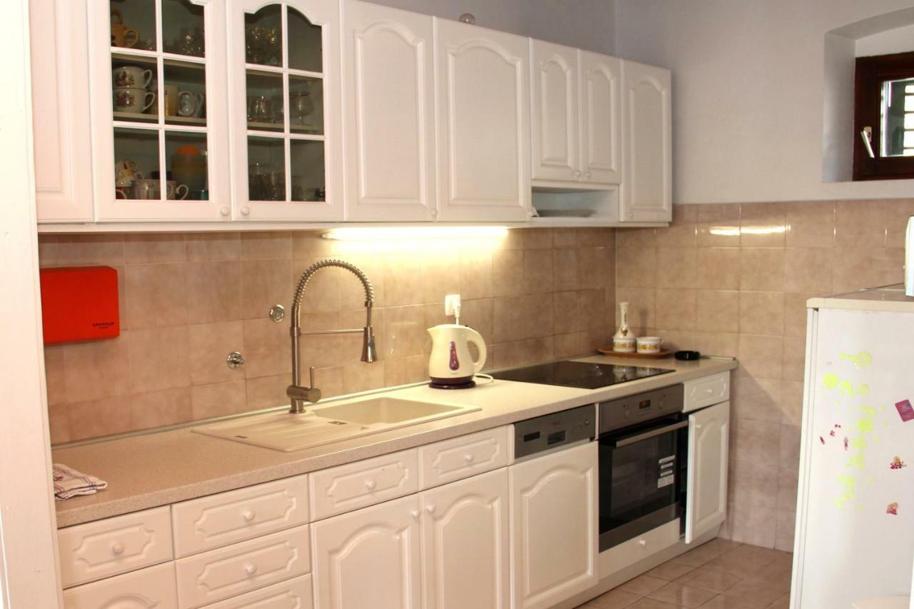 Apartman Cathedral ชิเบนิก ภายนอก รูปภาพ